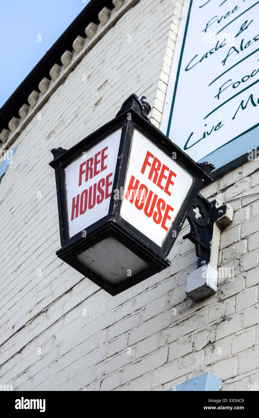 Casa gratuito segno lanterna, Smithfield pub , Derby Derbyshire, Inghilterra Foto Stock