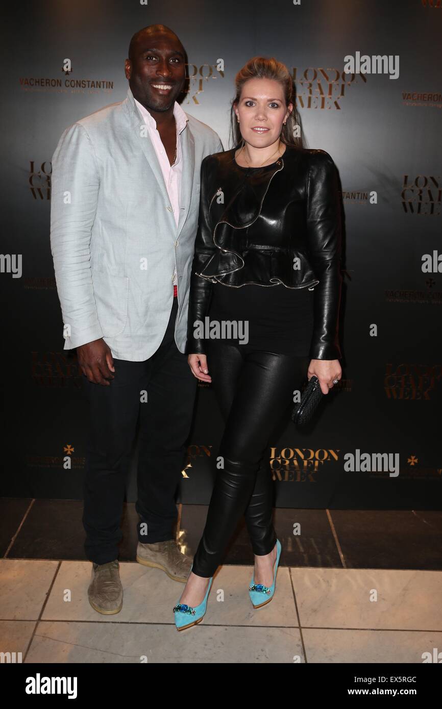 Gli ospiti assistere a Londra la settimana Craft Launch Party evento presso il Victoria and Albert Museum di Londra con: Sol Campbell, Guest dove: Londra, Regno Unito quando: 06 maggio 2015 C Foto Stock