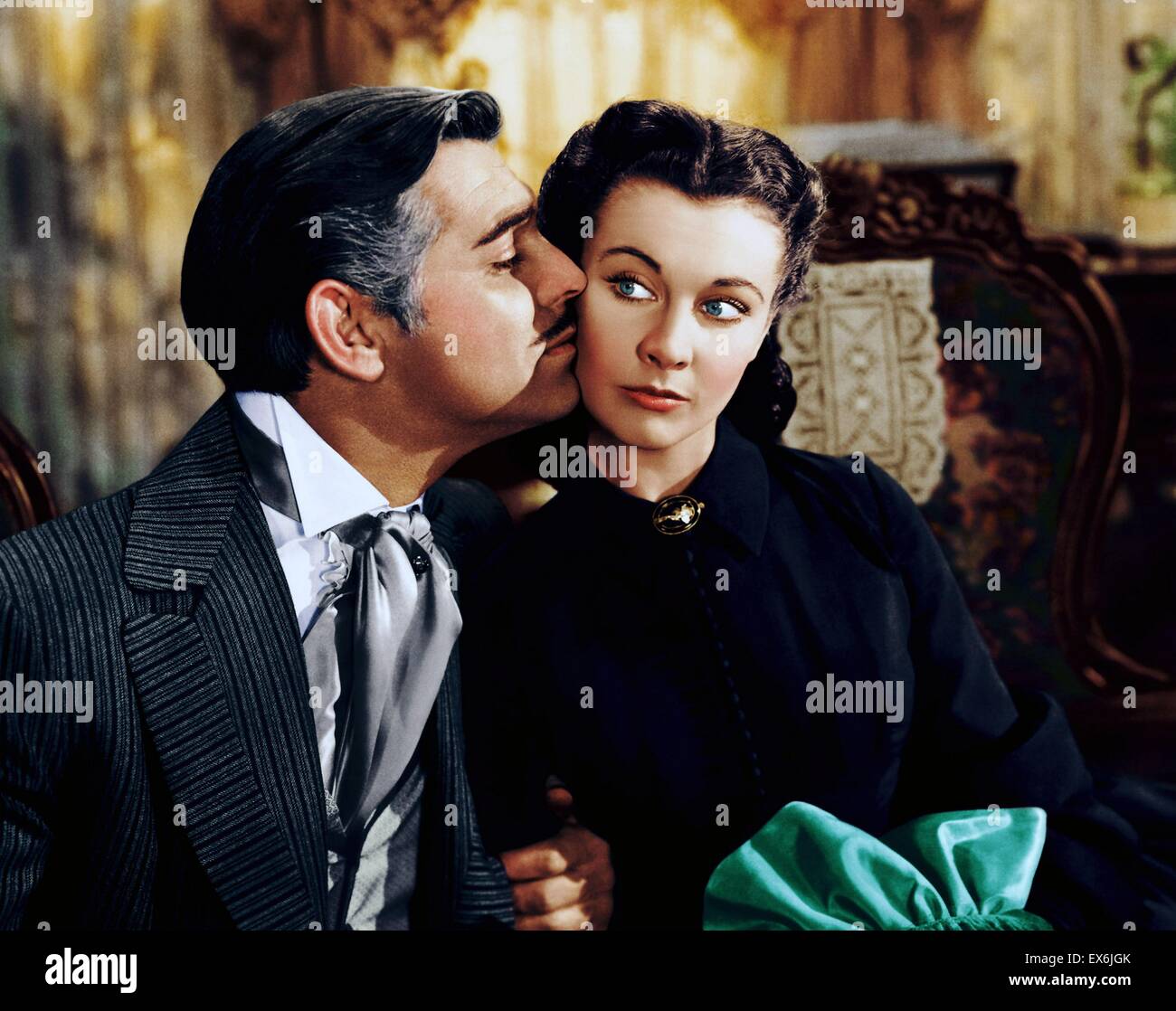 Via col vento. 1939 American film epico adattato da Margaret Mitchell's Pulitzer-winning 1936 romanzo. I ruoli principali sono rappresentate da Clark Gable (Rhett) e Vivien Leigh (Scarlett) Foto Stock