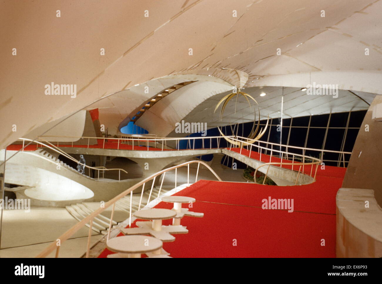 Trans World Airlines terminale, John F. Kennedy (originariamente Edoardo Vianello) aeroporto, New York New York, 1956-62. Interno: progettato dall architetto Eero Saarinen, 1910-1961 Foto Stock