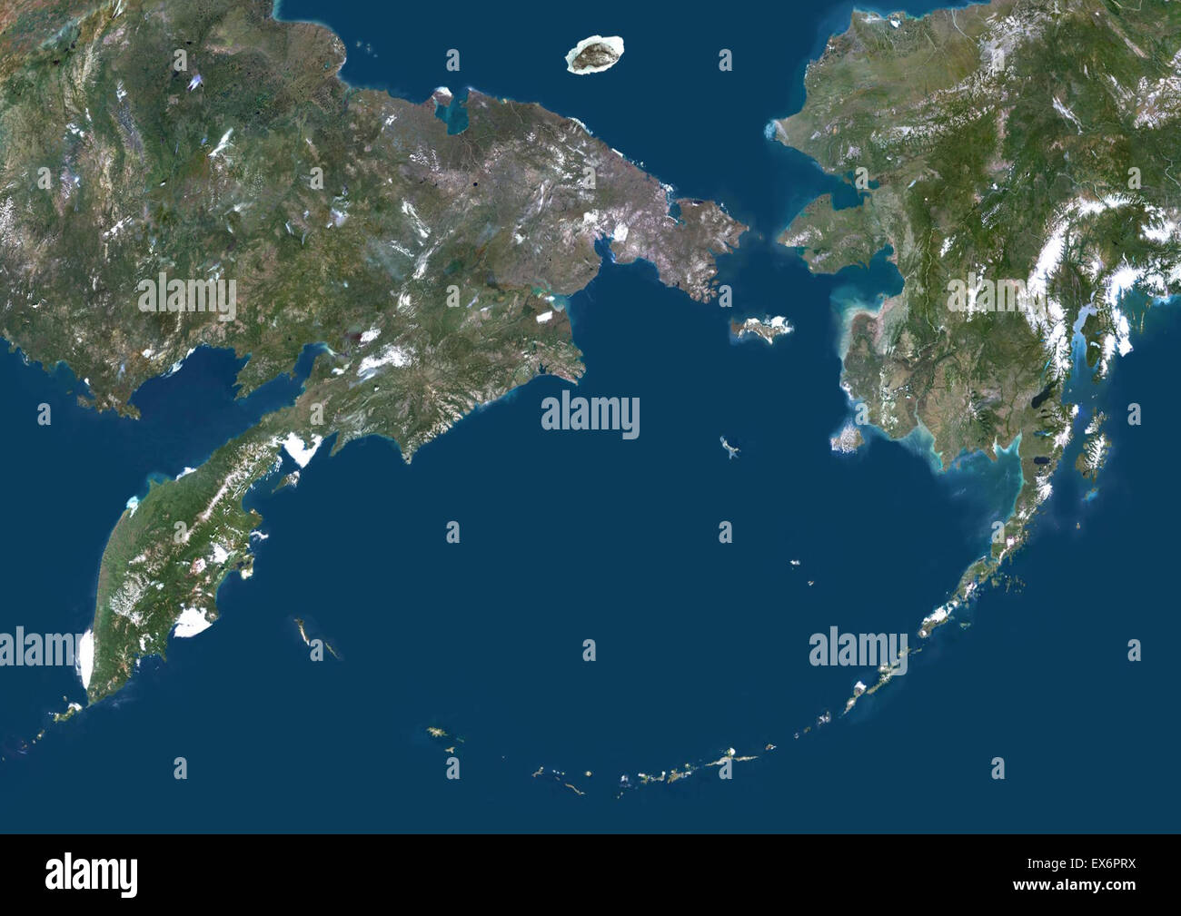 Color satellitare immagine del mare di Bering. Foto Stock