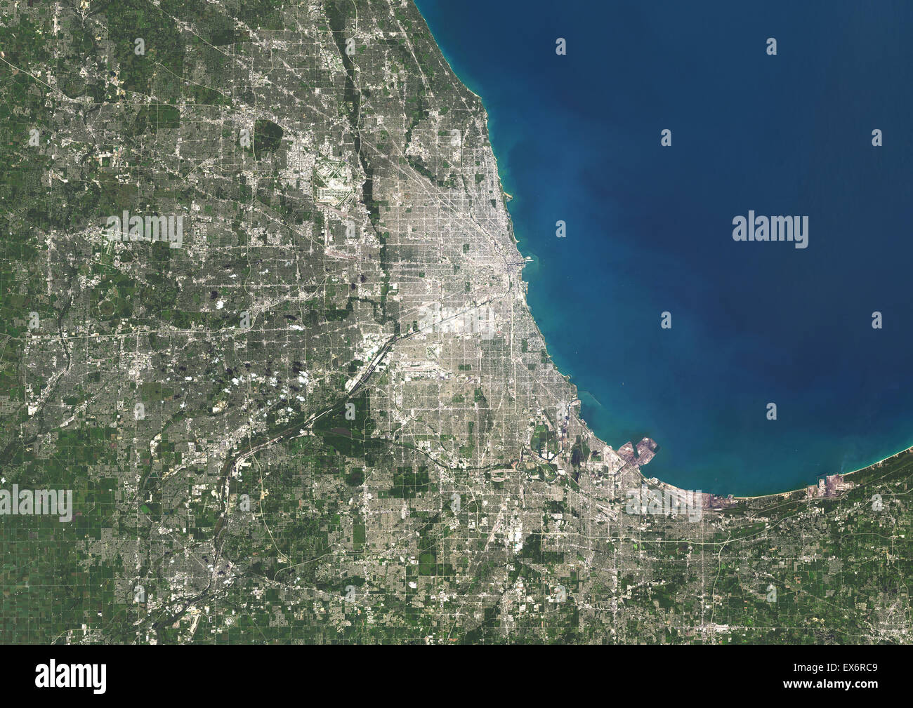 Colore immagine satellitare di Chicago, Illinois, Stati Uniti d'America. Immagine presa sul 15 agosto 2014 con il satellite Landsat 8 dati. Foto Stock