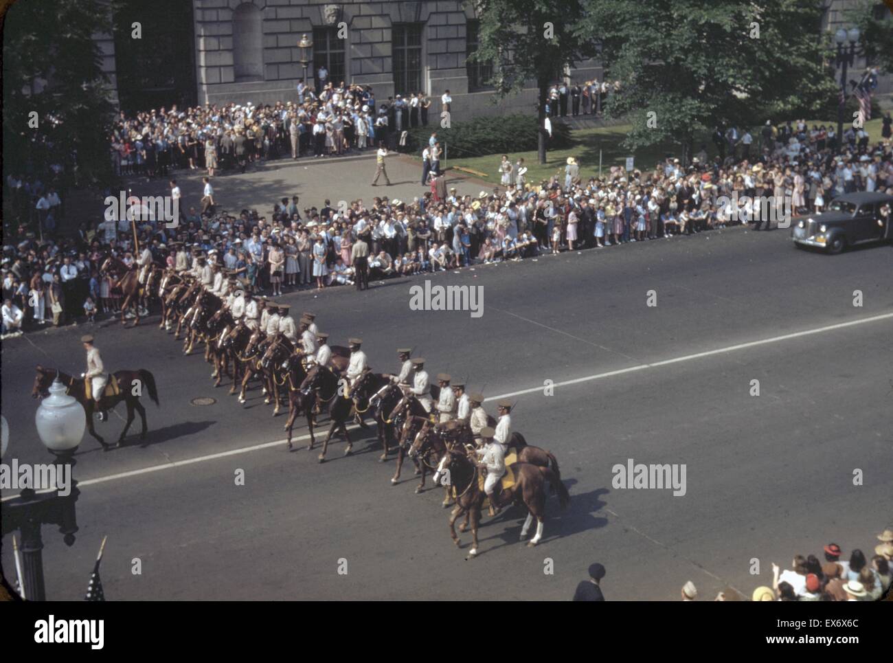 Truppe nere presso il Memorial Day Parade, Washington D.C., probabilmente Constitution Avenue 1940. Foto Stock