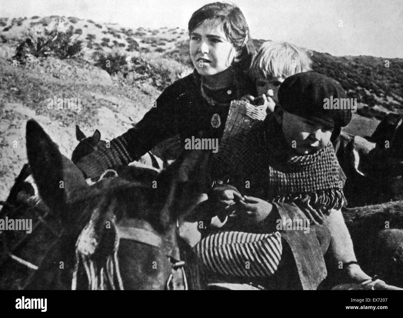 I bambini rifugiati fuga da Malaga, durante la Guerra Civile Spagnola Foto Stock