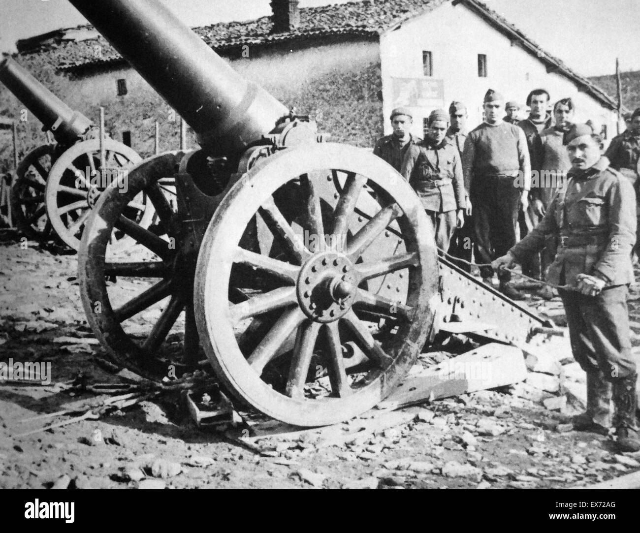 Il repubblicano unità di artiglieria durante la Guerra Civile Spagnola Foto Stock