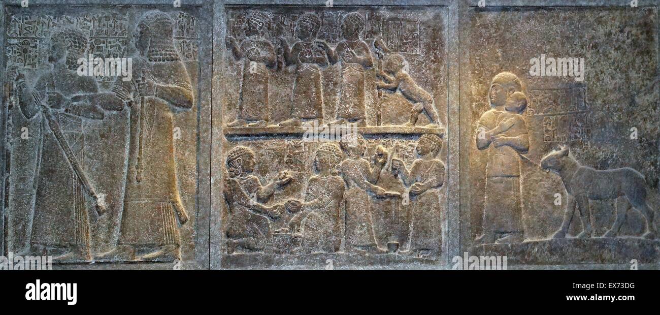 Cast di un rilievo Neo-Hittite 8thC BC Royal contrafforte, Gaziantep, Anatolia, Turchia. Scavato da Sir Charles Leonard Woolley e Thomas Edward Lawrence tra 1911 e 1913. Foto Stock