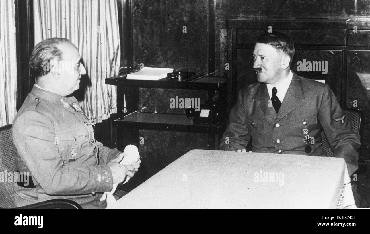 Tedesco leader nazista, Adolf Hitler incontra nazionalista spagnolo, il generale Franco, a Berlino 1936 Foto Stock