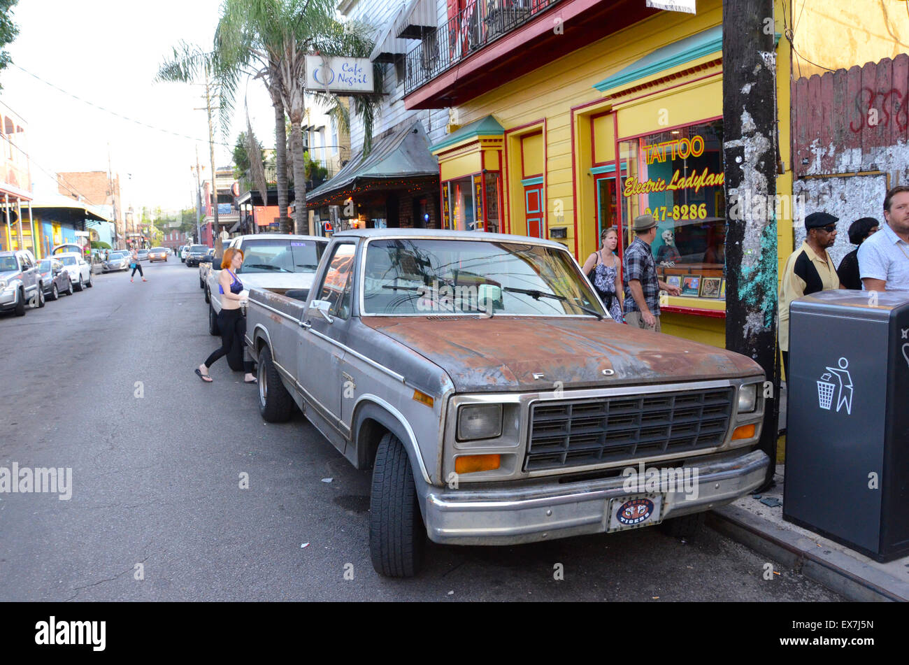 Rusty ford new orleans francese street Foto Stock