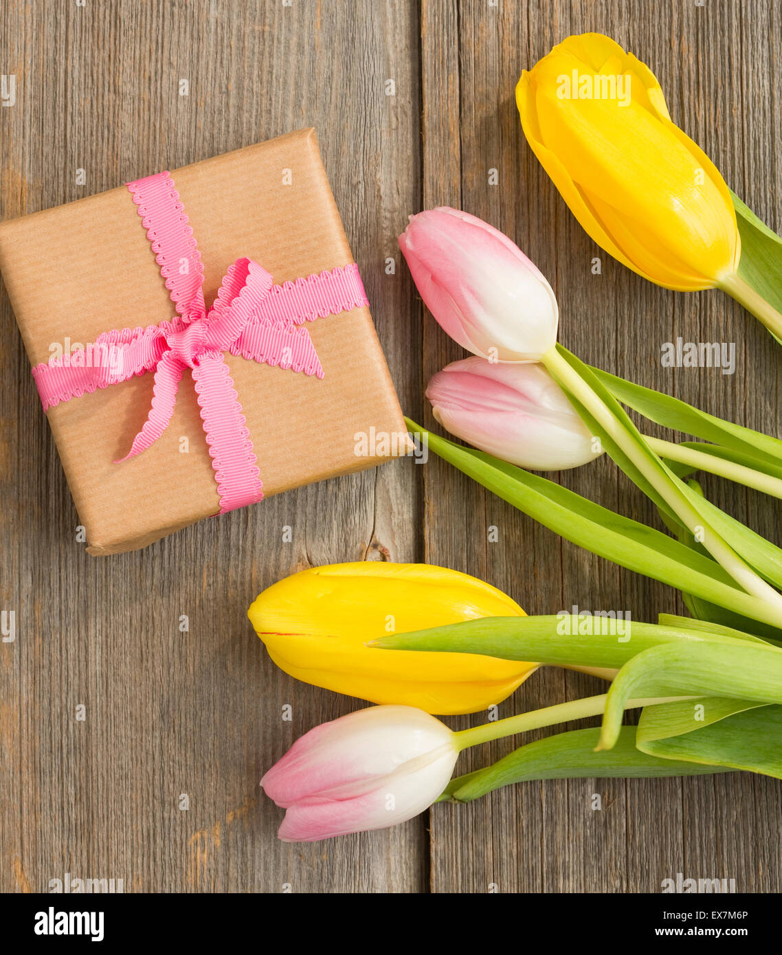 Presente per la Festa della mamma Foto Stock