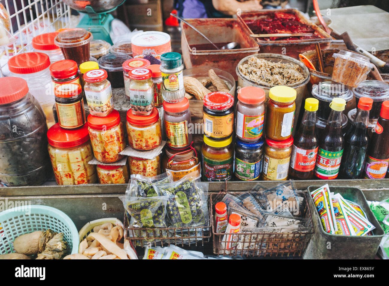 Varietà di cucina asiatica ingredienti e salse. Foto Stock