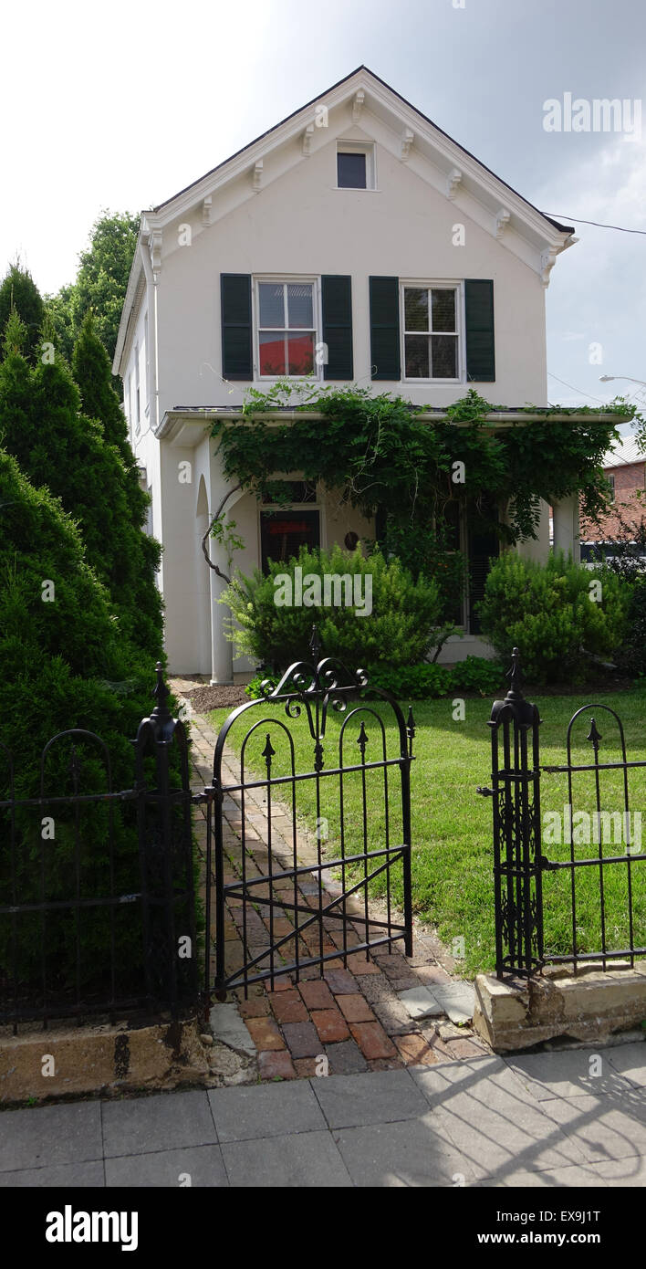Il Glicine House, una casa storica sulla città vecchia pedonale, Winchester Virginia Foto Stock