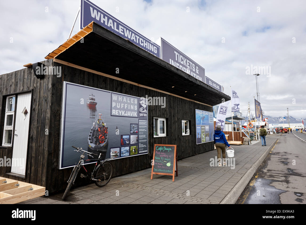 Il whale watching viaggi ufficio prenotazioni e informazioni sul porto di Reykjavik Islanda Foto Stock