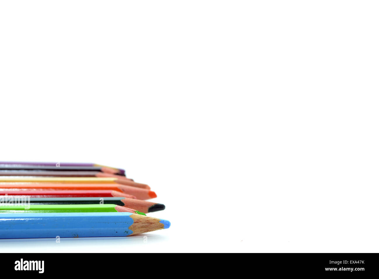 La colorazione di matita su sfondo bianco Foto Stock