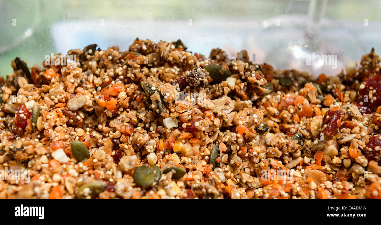 Muesli è una dieta sana per il popolo forte Foto Stock