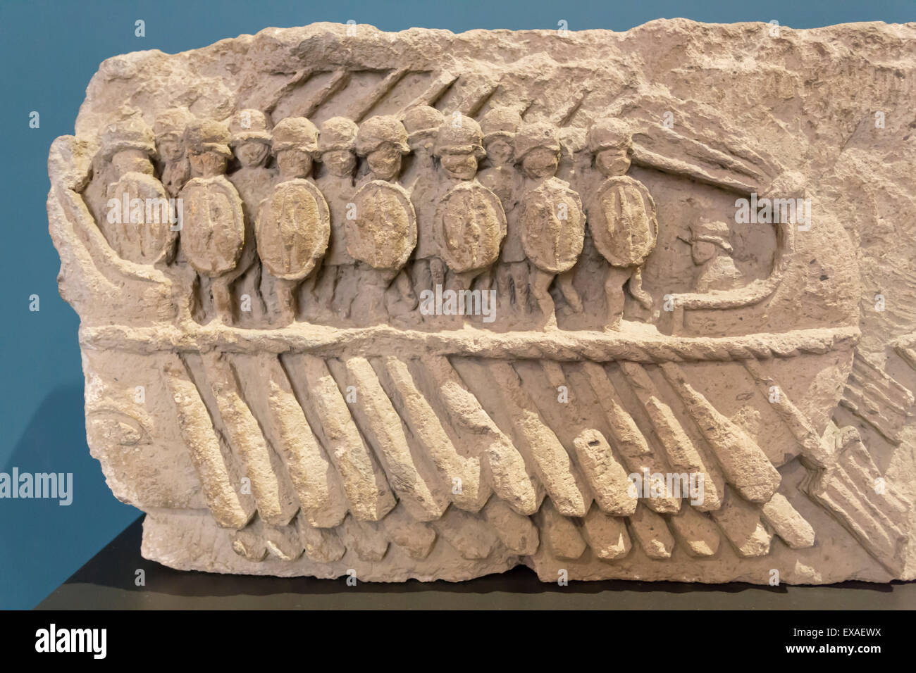 Rilievo, remava galley nave da guerra (bireme) con vogatori, Museo Archeologico Nazionale Napoli, Campani, Italia, Europa Foto Stock
