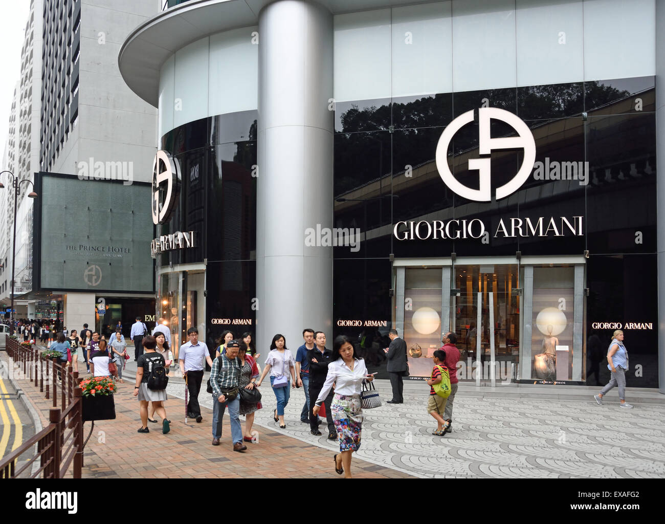 Giorgio Armani ( stilista italiano Italia ) Hong Kong moda cinese Cina Foto  stock - Alamy