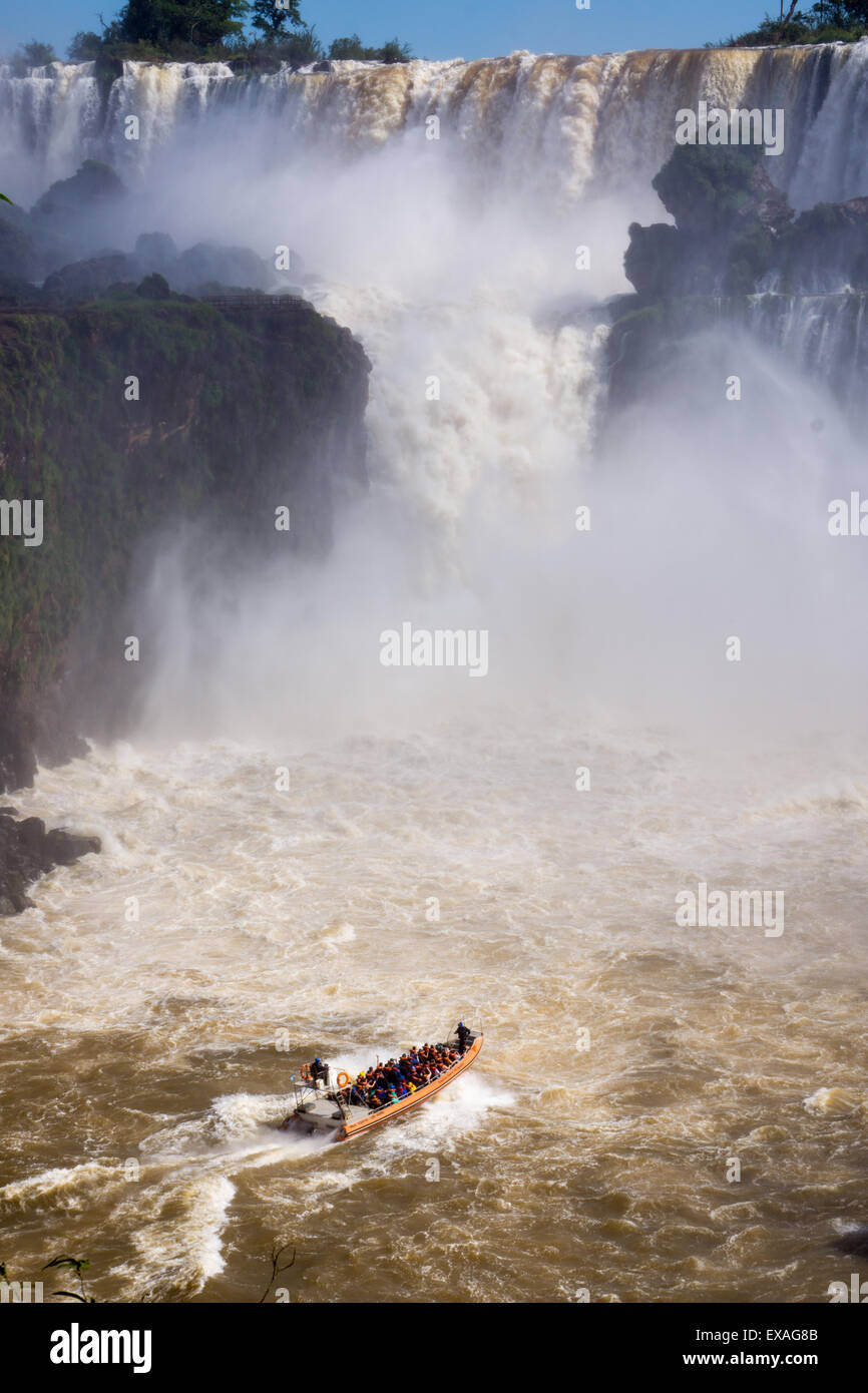 Cascate di Iguazu National Park, sito Patrimonio Mondiale dell'UNESCO, Argentina, Sud America Foto Stock