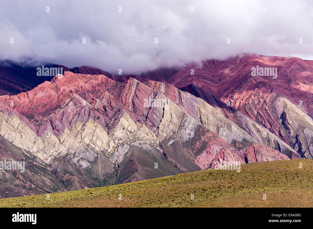 Multi montagne colorate, Humahuaca, provincia di Jujuy, Argentina, Sud America Foto Stock