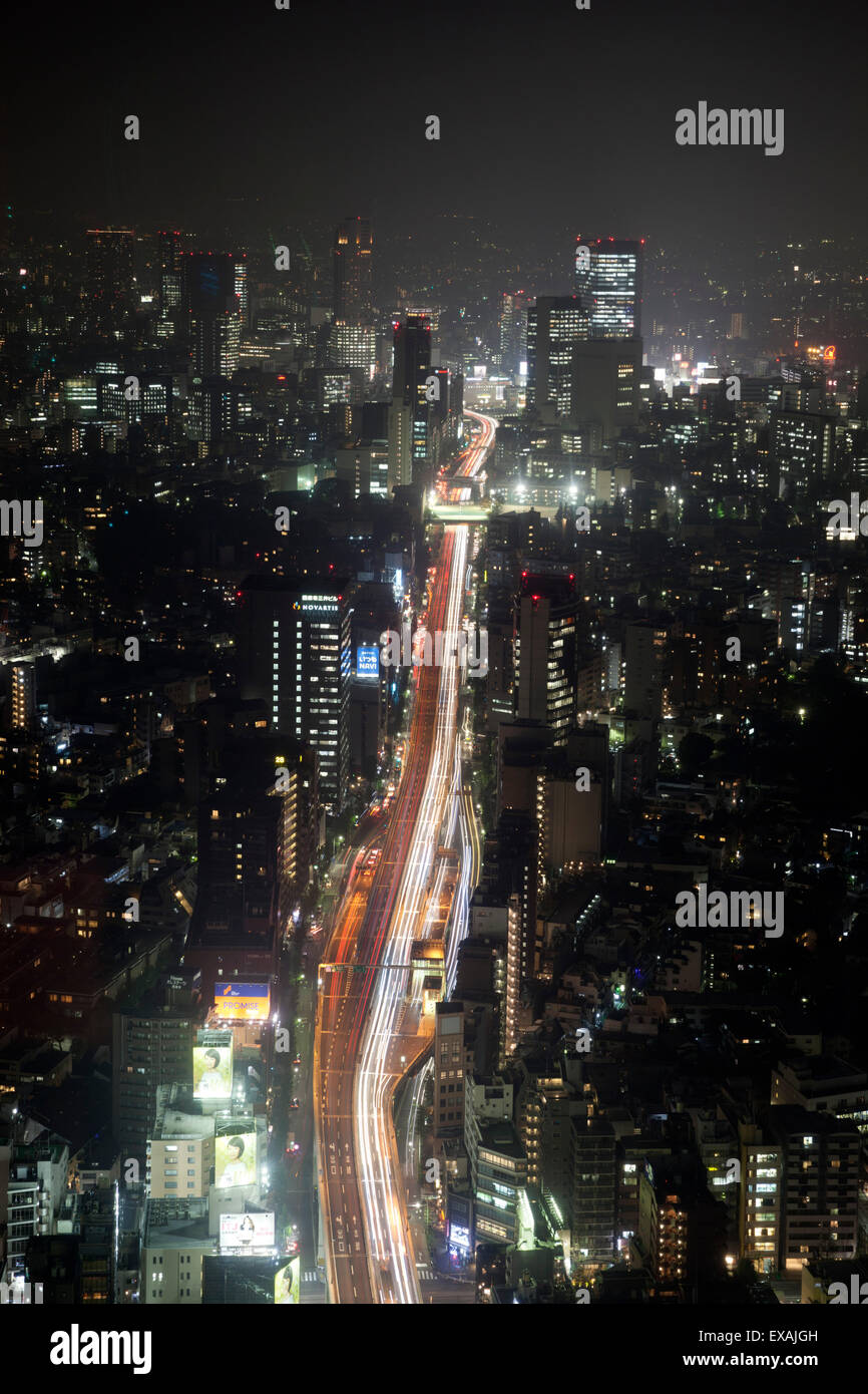 Vista notturna di Tokyo da Tokyo City View Observation Deck, Roppongi Hills, Tokyo, Giappone, Asia Foto Stock
