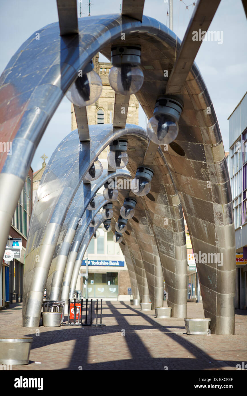 Blackpool è un importante centro balneare e di Borough of Lancashire, Nord Ovest Inghilterra royal mail chiuso principale edificio uffici Iri Foto Stock