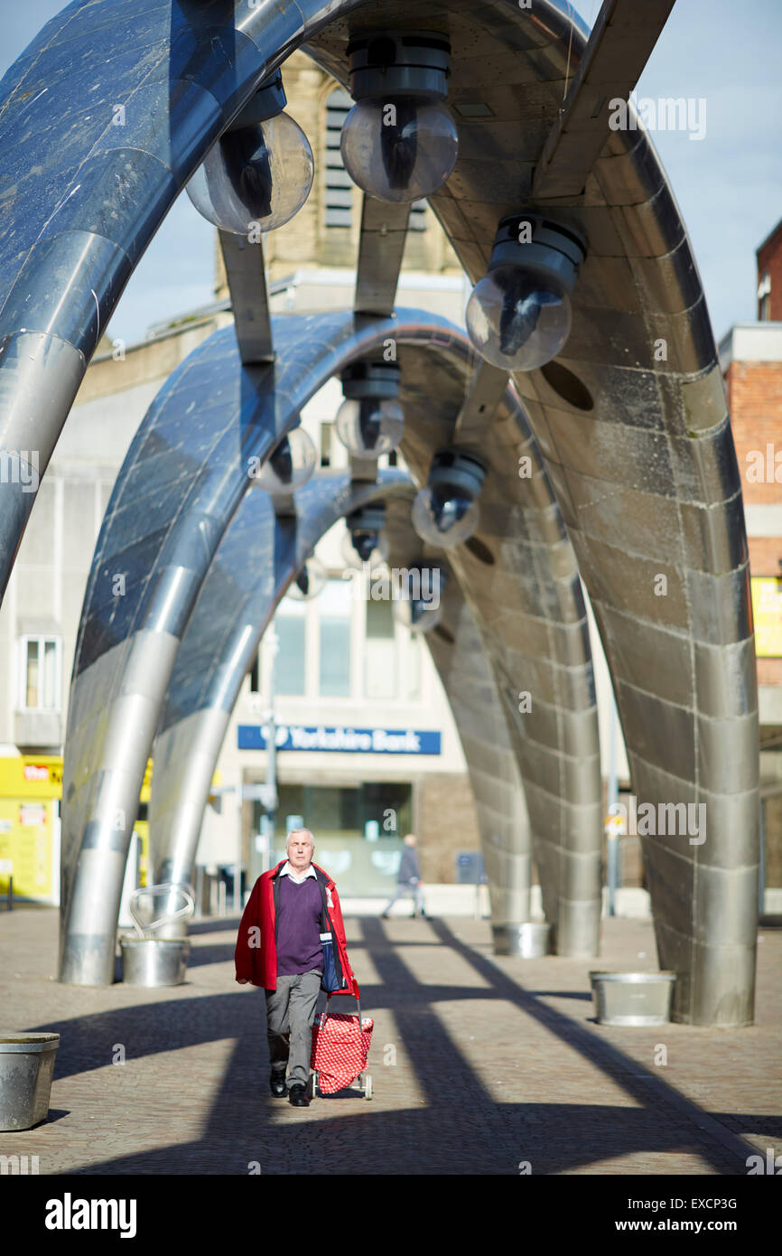 Blackpool è un importante centro balneare e di Borough of Lancashire, Nord Ovest Inghilterra royal mail chiuso principale edificio uffici Iri Foto Stock