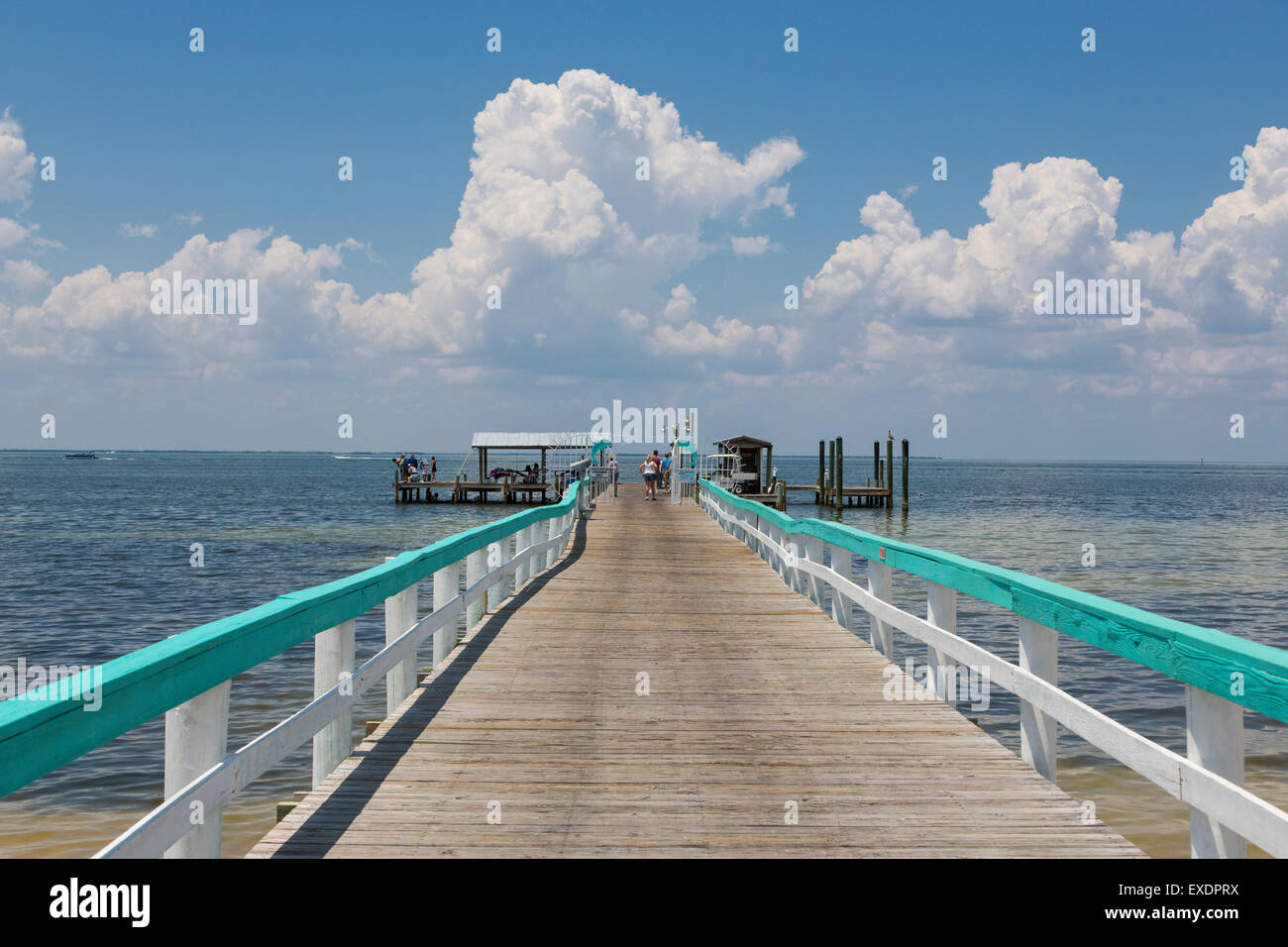 Pier sul Golfo del Messico in Bokeelia su Pine Island Florida Foto Stock