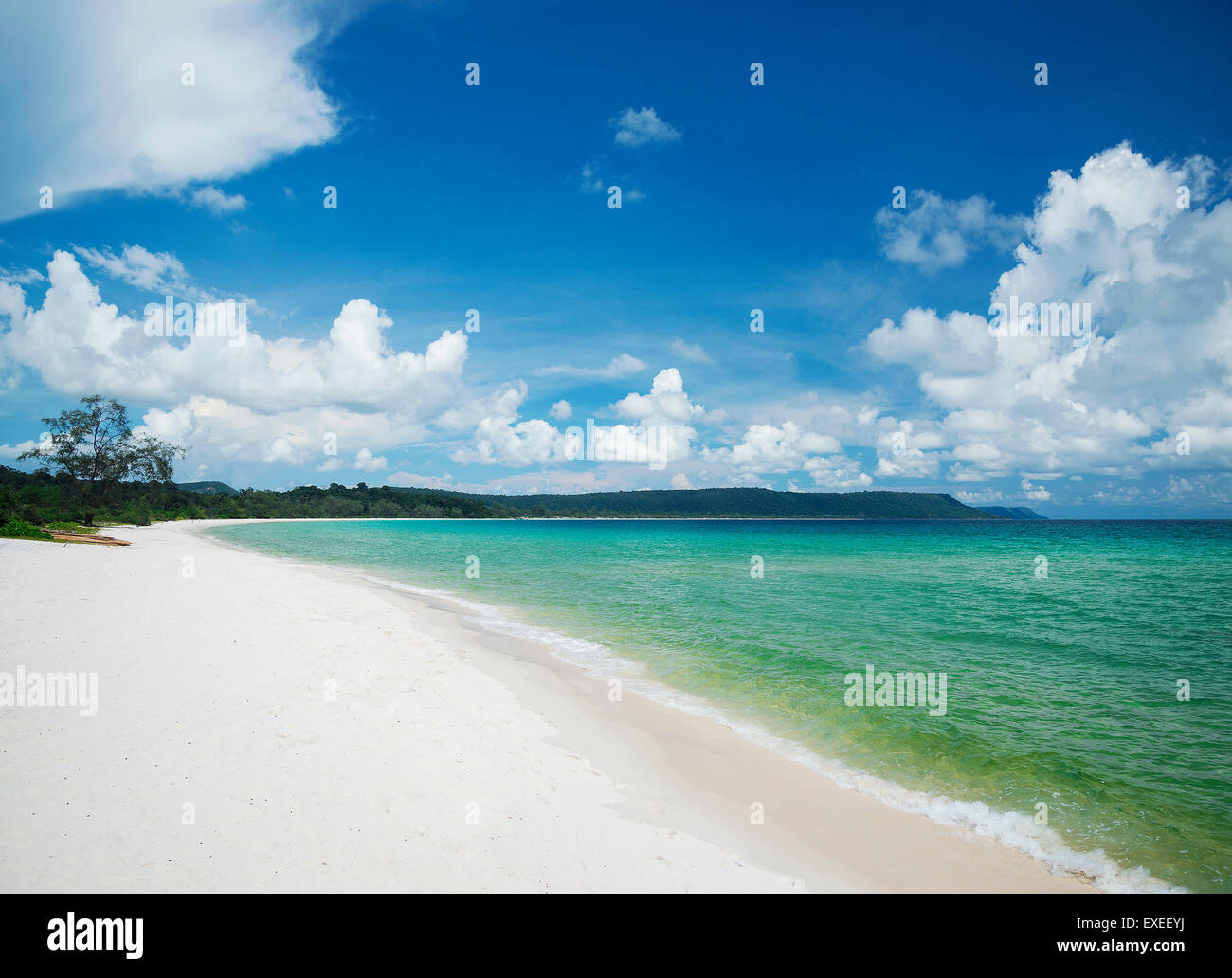 Sok san lunga spiaggia bianca koh rong isola tropicale vicino a Sihanoukville in Cambogia Foto Stock