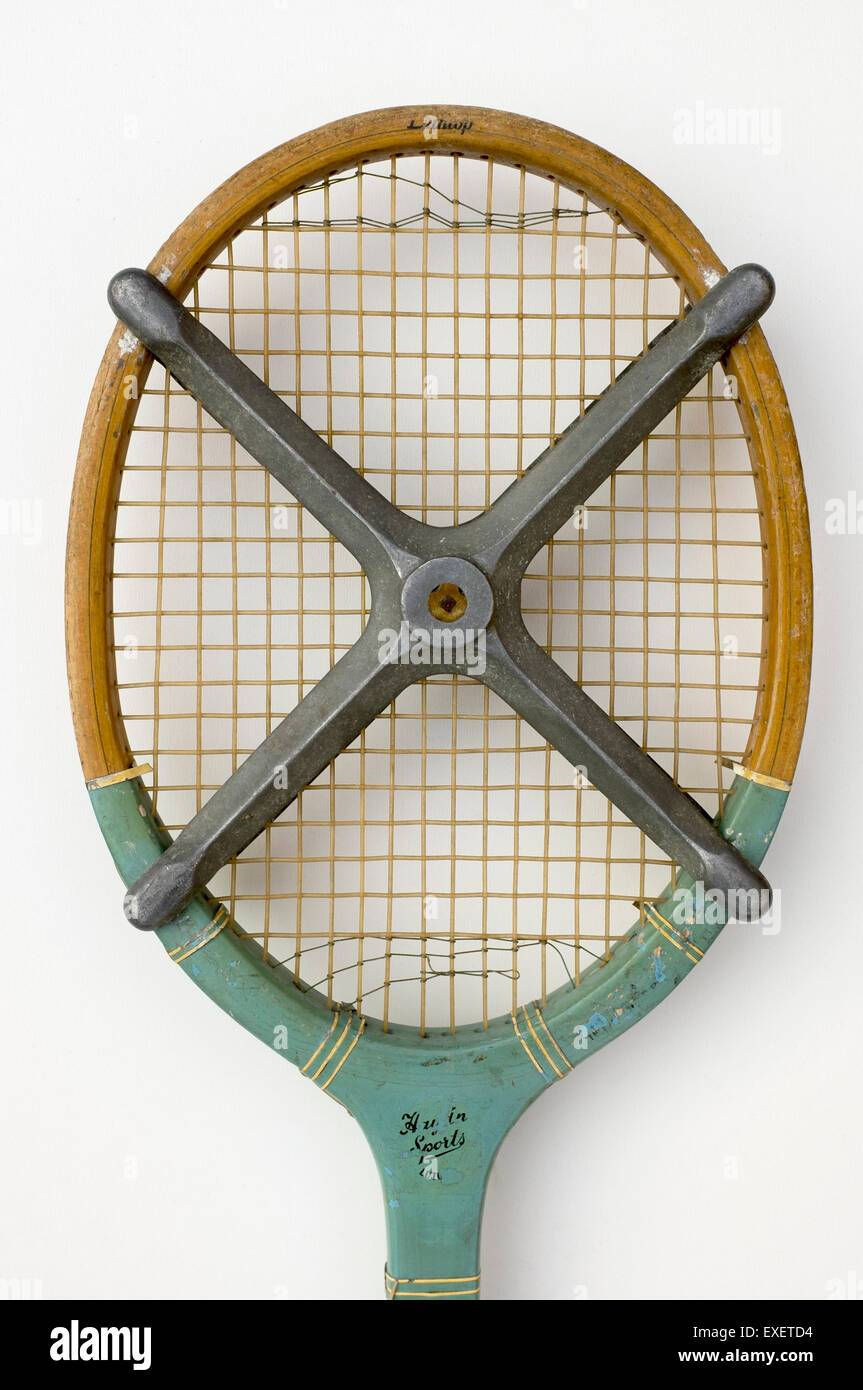 Vintage Racchetta da Tennis con mobili antichi di soggiorno Foto Stock
