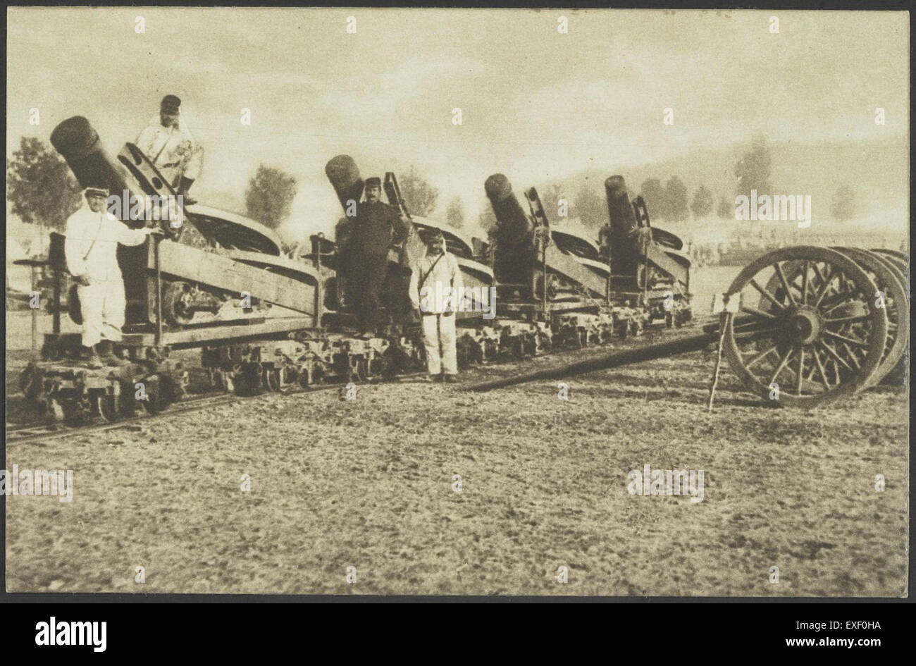 Il testo "sinds het BEGIN van den oorlog hebben de Franschen een” è una dichiarazione storica scritta in olandese, che si riferisce alle azioni francesi dall'inizio della guerra. Riflette la documentazione storica del tempo di guerra durante il primo periodo moderno. Foto Stock