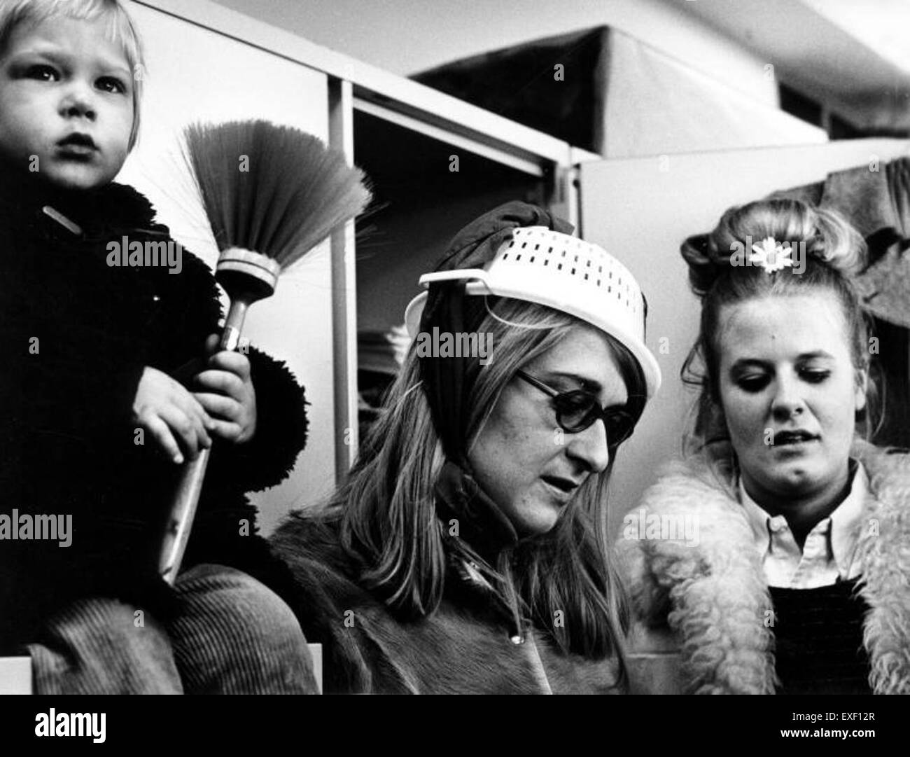 Il gruppo Dolle Mina (Mad Mina) fu un'organizzazione femminista pionieristica nei Paesi Bassi che sosteneva i diritti delle donne negli anni '1970 Il loro attivismo si è concentrato su questioni come i diritti all'aborto e l'uguaglianza di genere, segnando un momento importante nella storia sociale olandese. Foto Stock