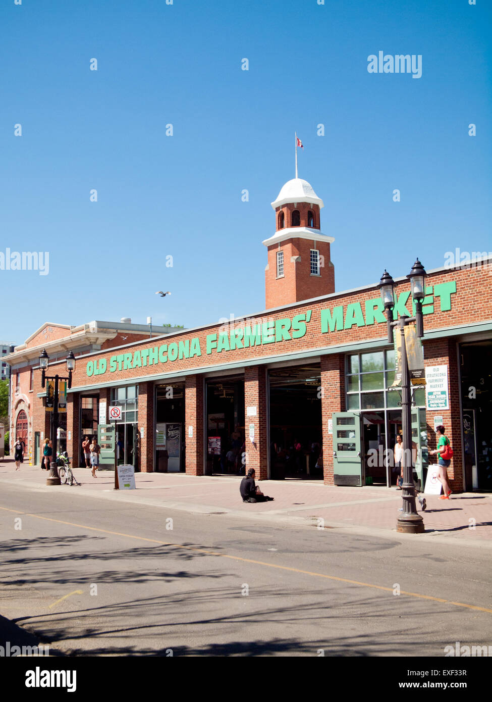 L'esterno dell'Old Strathcona Mercato degli Agricoltori edificio nel vecchio quartiere Stratchona di Edmonton, Alberta, Canada. Foto Stock