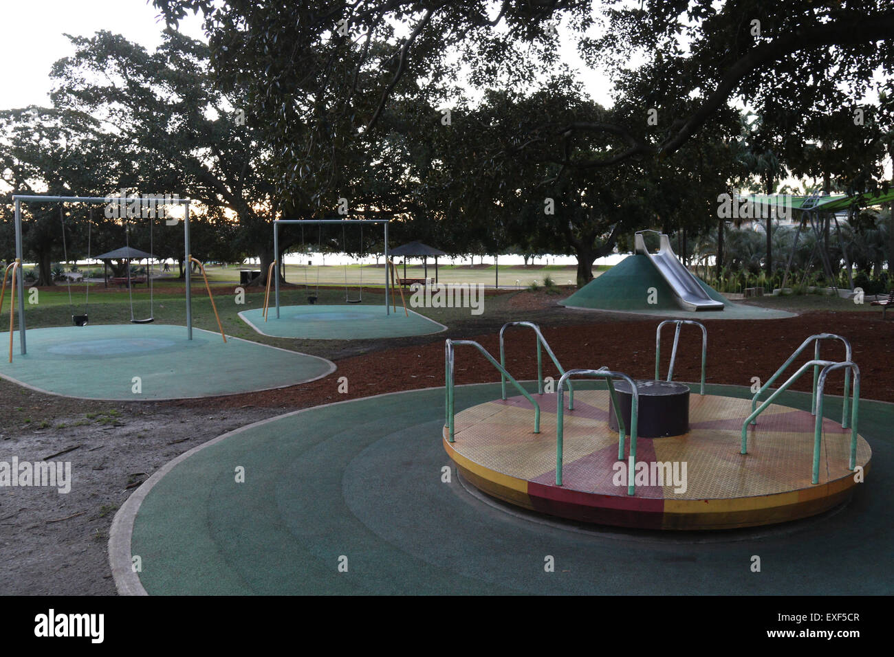 Un'area giochi per bambini in Bicentennial Park in Glebe, un sobborgo di Sydney's inner-west. Foto Stock