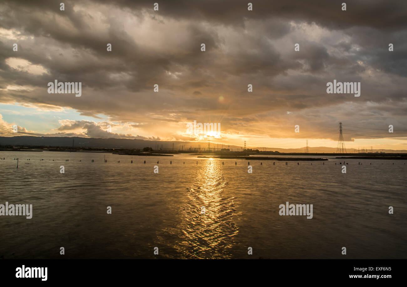 Un escursionismo vista della baia di SF vicino a Dumbarton Bridge Foto Stock