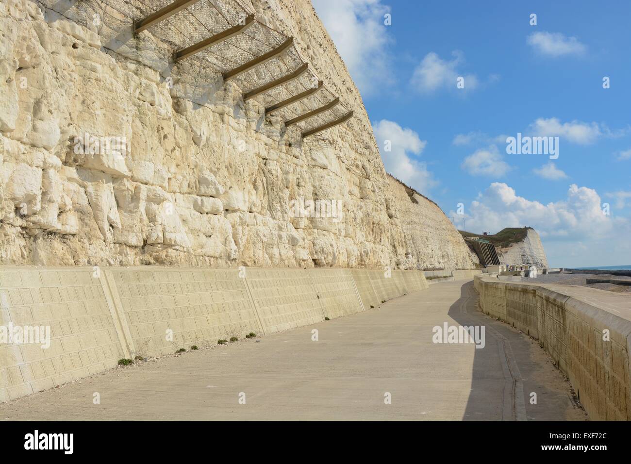 Sotto-scogliera lungomare tra Brighton e Rottingdean, East Sussex, Inghilterra Foto Stock