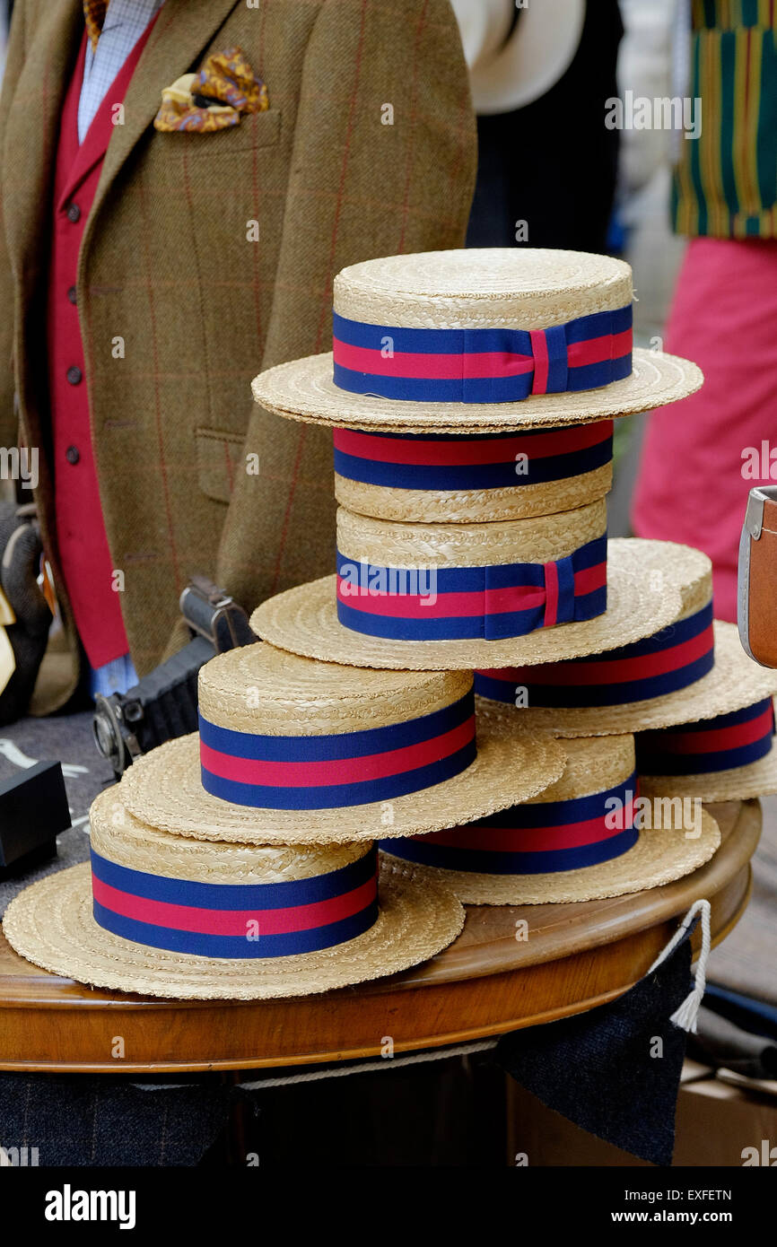 I barcaioli cappelli; sul display all'Olimpiade Chap in Bedford Gardens, Londra. Foto Stock