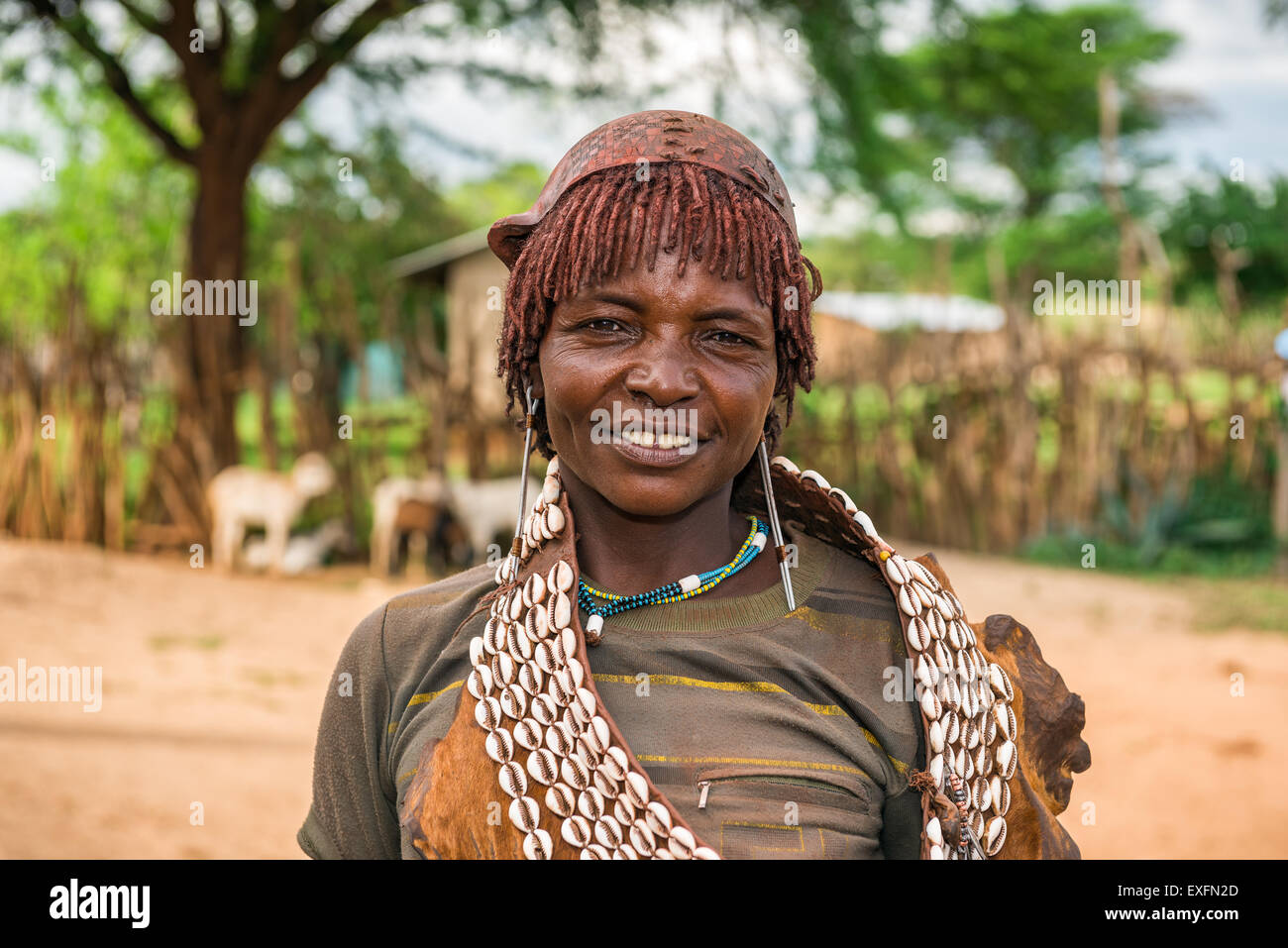 Ritratto di una donna dalla Hamar tribù nel sud dell'Etiopia Foto Stock