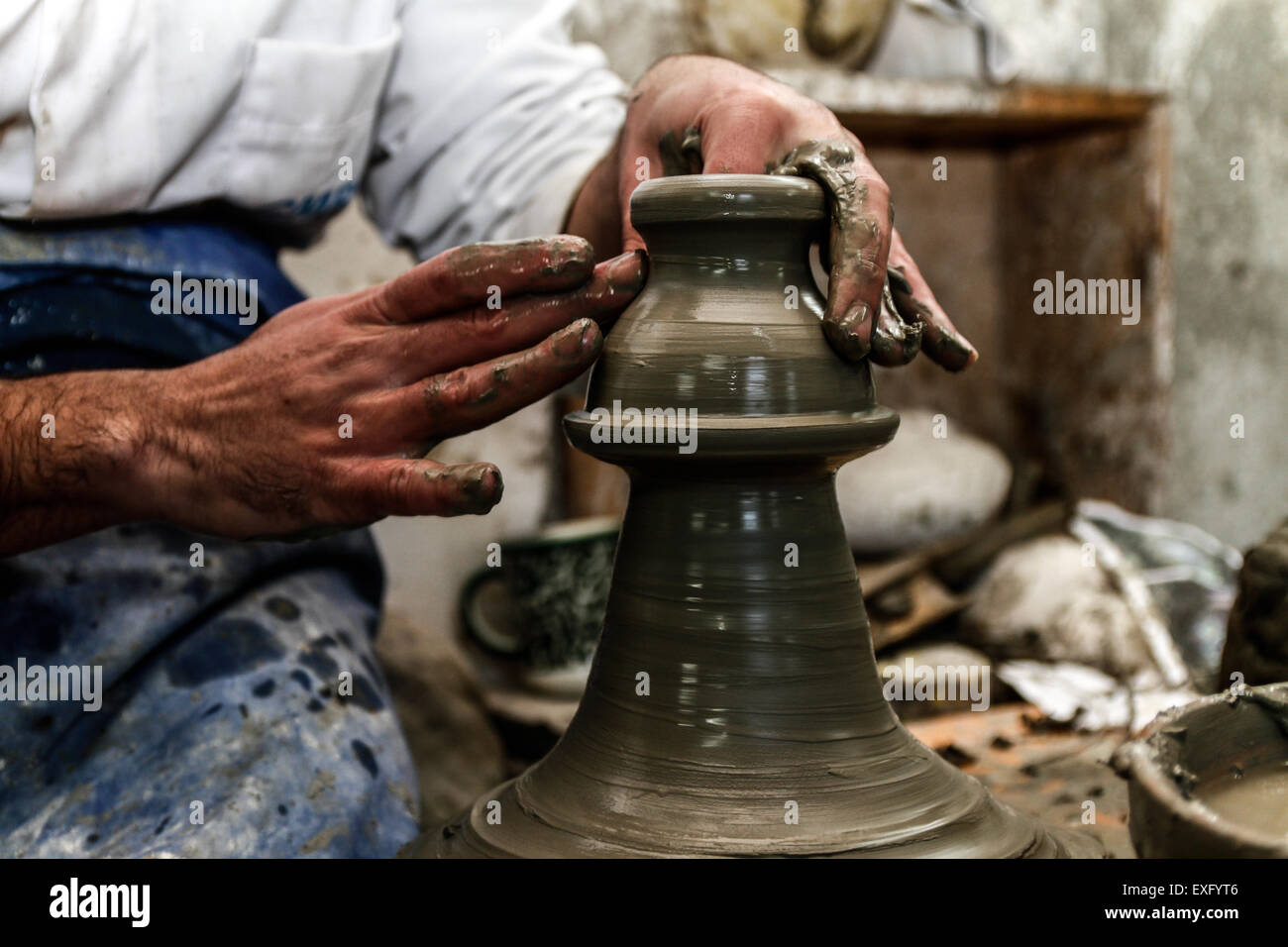 Ceramica Ceramica artigianale in Potter mano umana Foto Stock