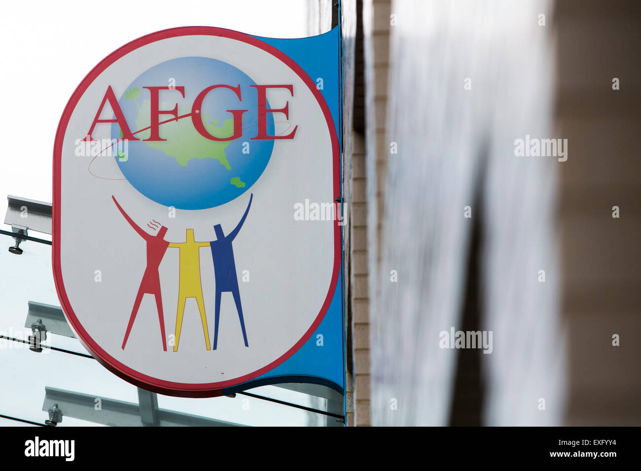 Un logo segno al di fuori della sede della Federazione Americana di dipendenti del governo (AFGE) a Washington D.C. il 12 luglio Foto Stock