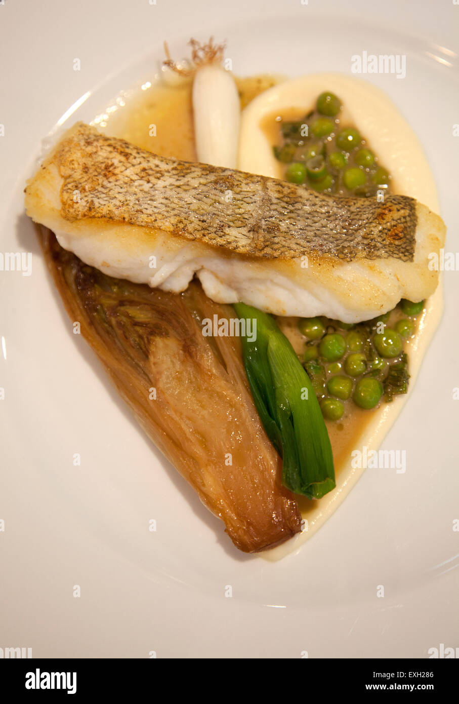 Pan Merluzzo arrosto all'Anchor Pub Ristorante in Ripley High Street - GU23 REGNO UNITO Foto Stock