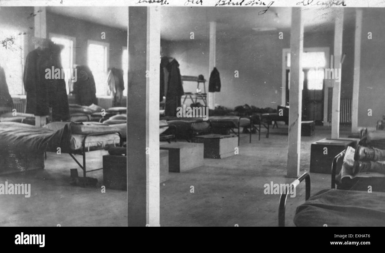 Una vista dei dormitori di Denver, probabilmente usati dalla comunità mennonita per scopi abitativi o educativi. Foto Stock