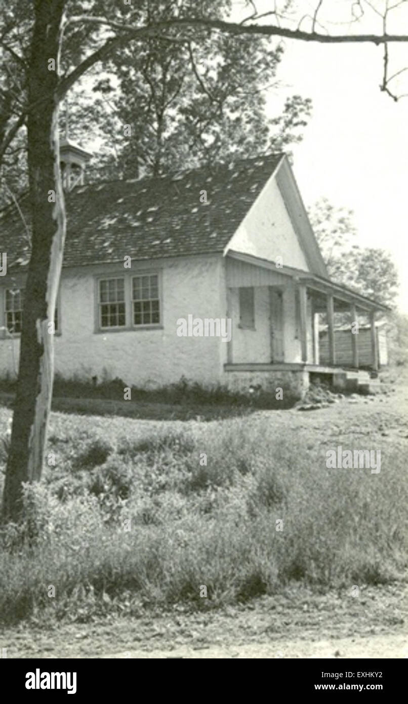 La Oak Glen School, situata a Churchtown, Pennsylvania, servì la locale comunità mennonita. Rappresenta un approccio storico all'istruzione in un contesto rurale e religioso, enfatizzando i valori tradizionali e il governo locale. Foto Stock