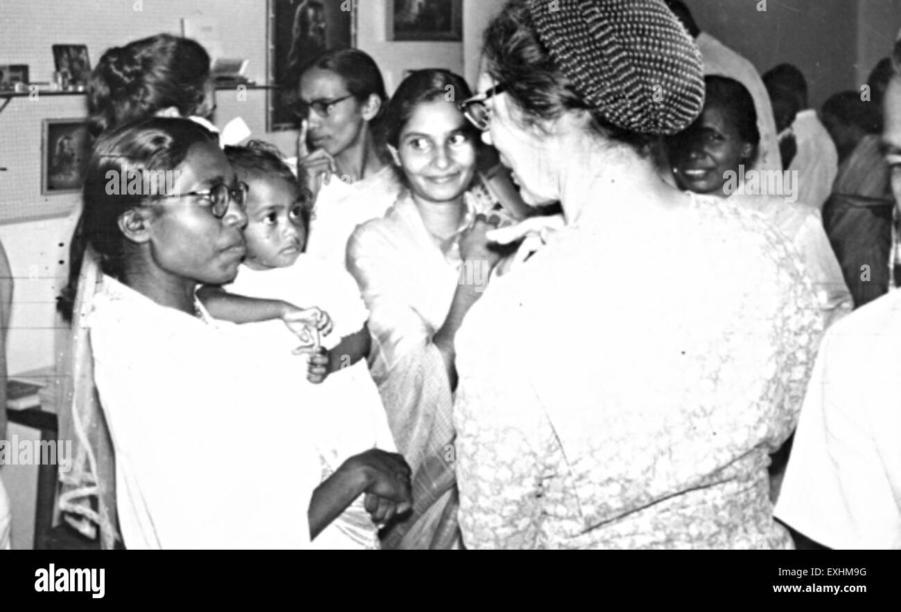 L'apertura di una libreria a Ranchi, India, nel 1964 segna un momento significativo nello sviluppo culturale ed educativo della città. Questo evento rappresenta la crescita dell'accesso alla letteratura e alla conoscenza nell'India post-coloniale. Foto Stock
