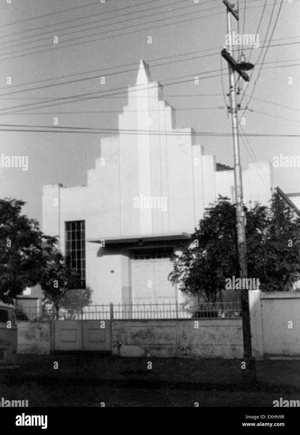 La Chiesa presbiteriana di Uberlandia, in Brasile, è un importante punto di riferimento religioso e culturale nella regione. Questa chiesa, con la sua bellezza architettonica e il suo significato storico, si erge come simbolo di fede e comunità in Uberlandia. Foto Stock