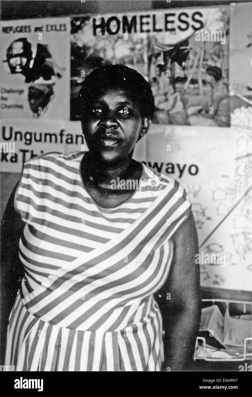 Ntombentle Zungula era un membro dello staff del Transkei Council of Churches, contribuendo agli sforzi religiosi e comunitari dell'organizzazione in Sud Africa. Il suo lavoro si è concentrato sul sostegno alle comunità religiose locali e alle iniziative sociali. Foto Stock