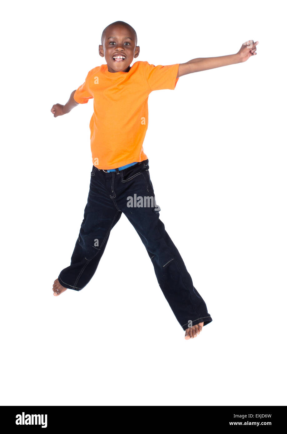 Un simpatico 1 anno vecchia bambina con gli occhi blu che indossa jeans e  sorridente rosa contro un bianco puro (255) dello sfondo Foto stock - Alamy