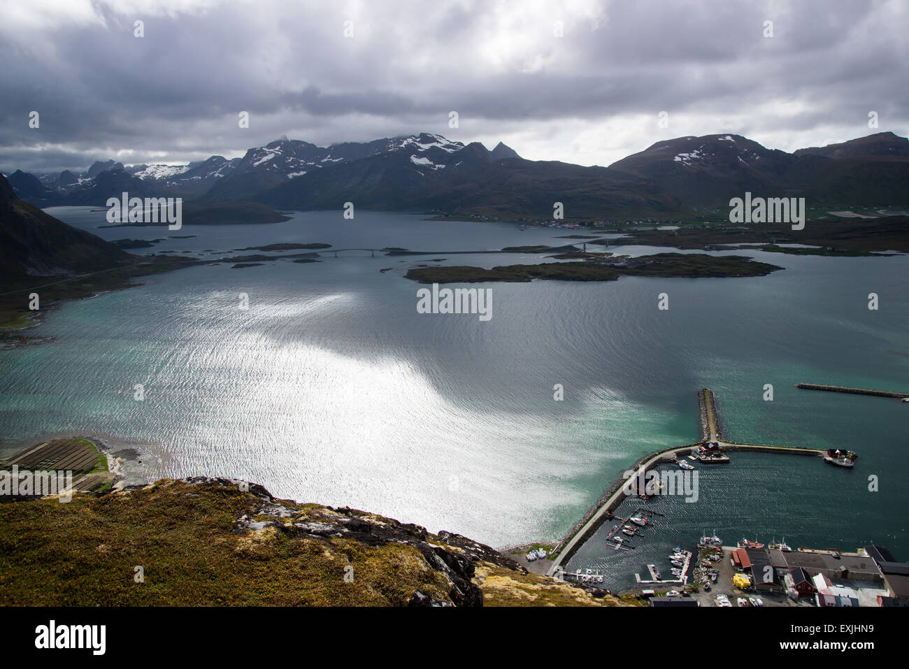 Mountain View su isole Lofoten in Norvegia Foto Stock