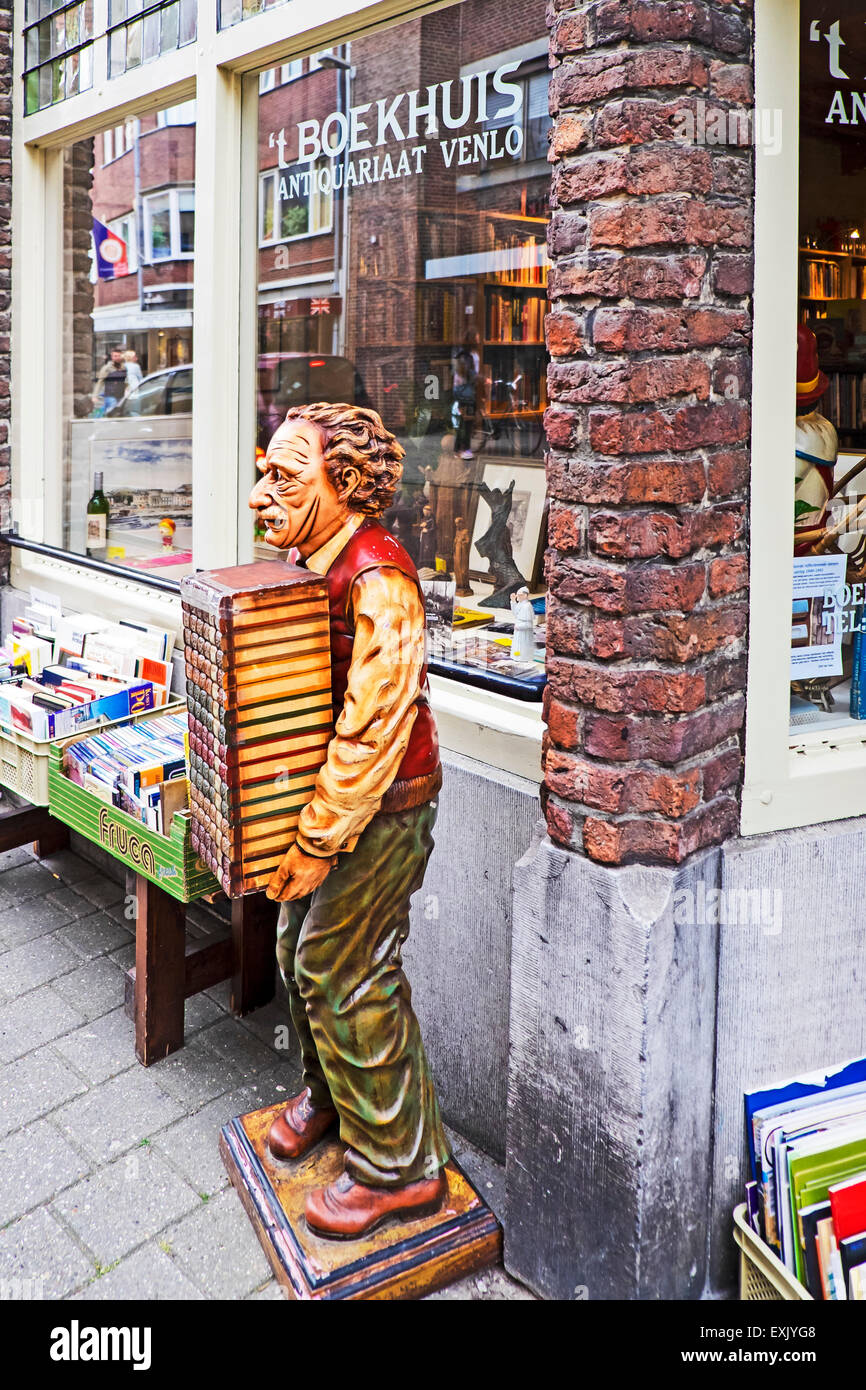 Mano Seciond bookshop a Venlo, Paesi Bassi; Antiquariat a Venlo Foto Stock
