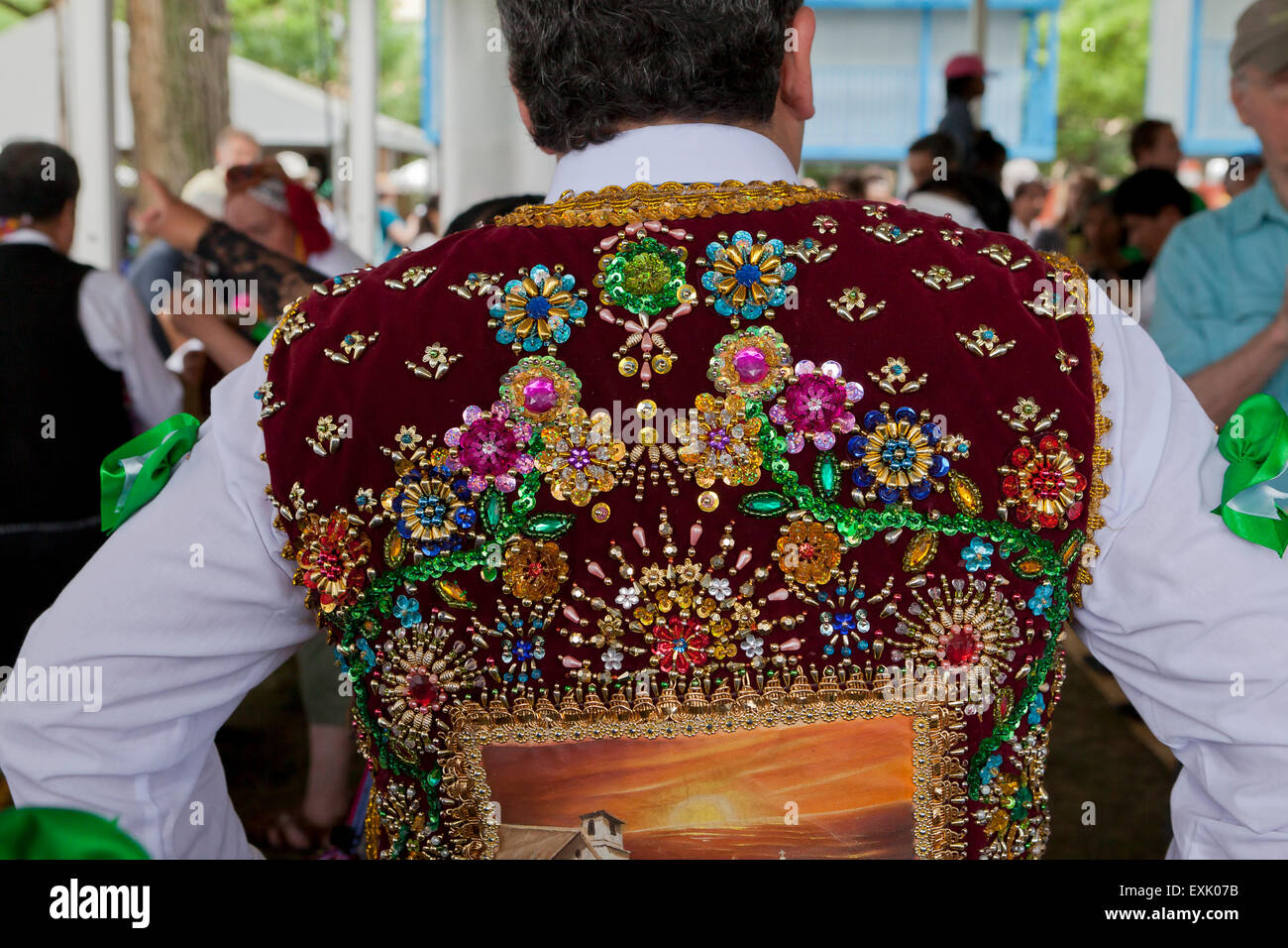 Indio peruviano maschio costume ballerino dettagli decorativi Foto Stock