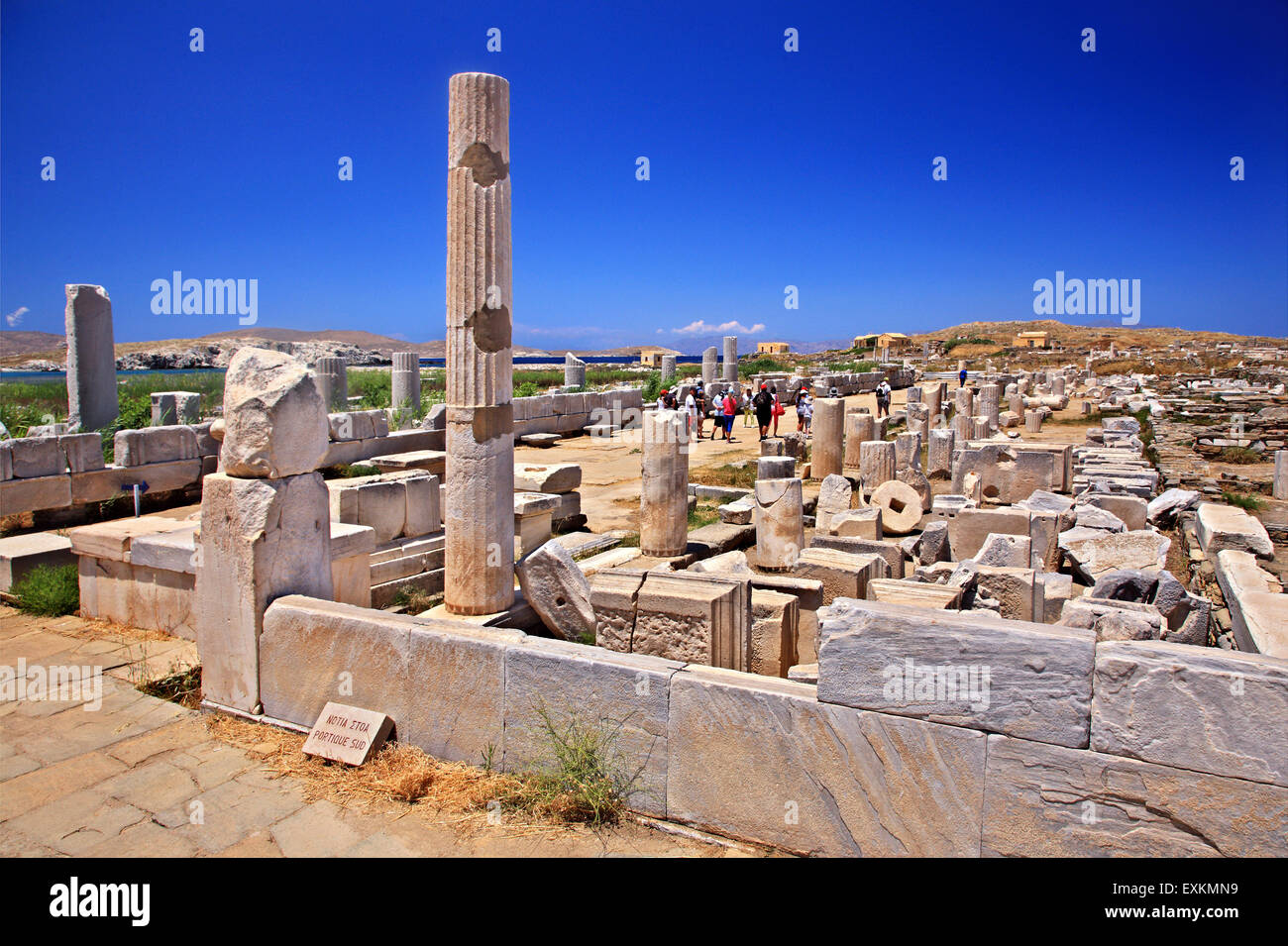 "Southern Portico " nel sito archeologico di 'sacred' isola di Delos. Cicladi Grecia. Foto Stock