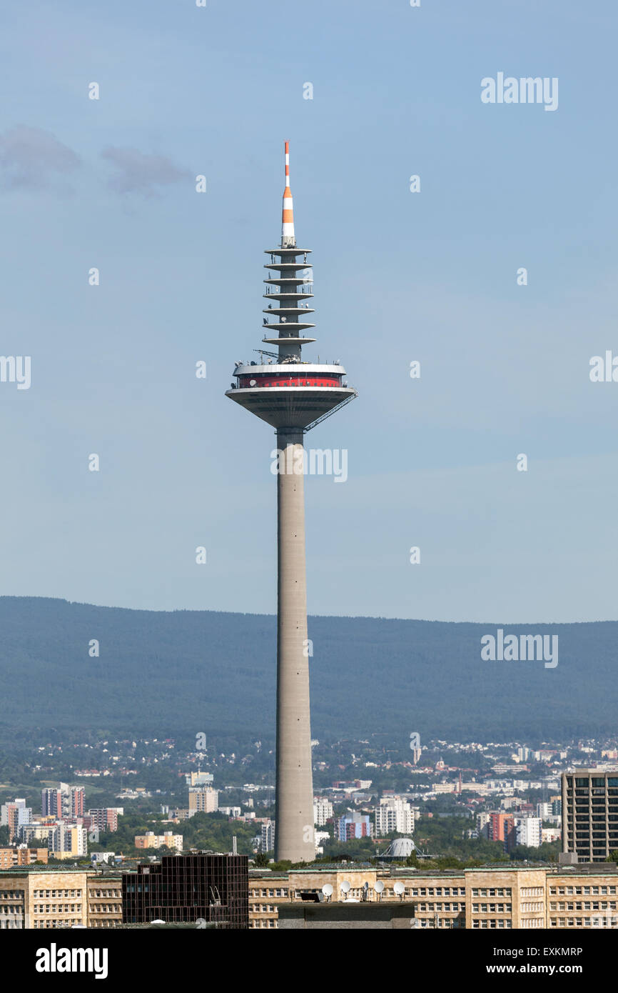 Europa grattacielo Torre nella città di Francoforte. La torre è la Germania seconda struttura più alto, dopo la Fernsehturm Berlin. Foto Stock